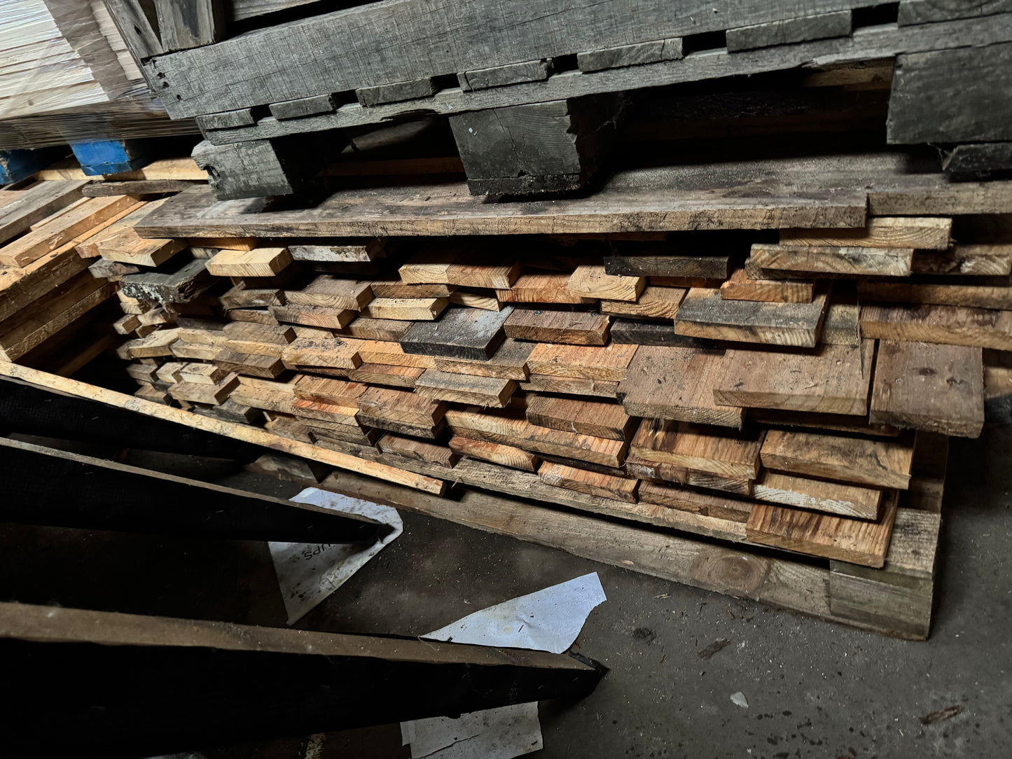 Lot de 100 voliges sapin 20mm L1200