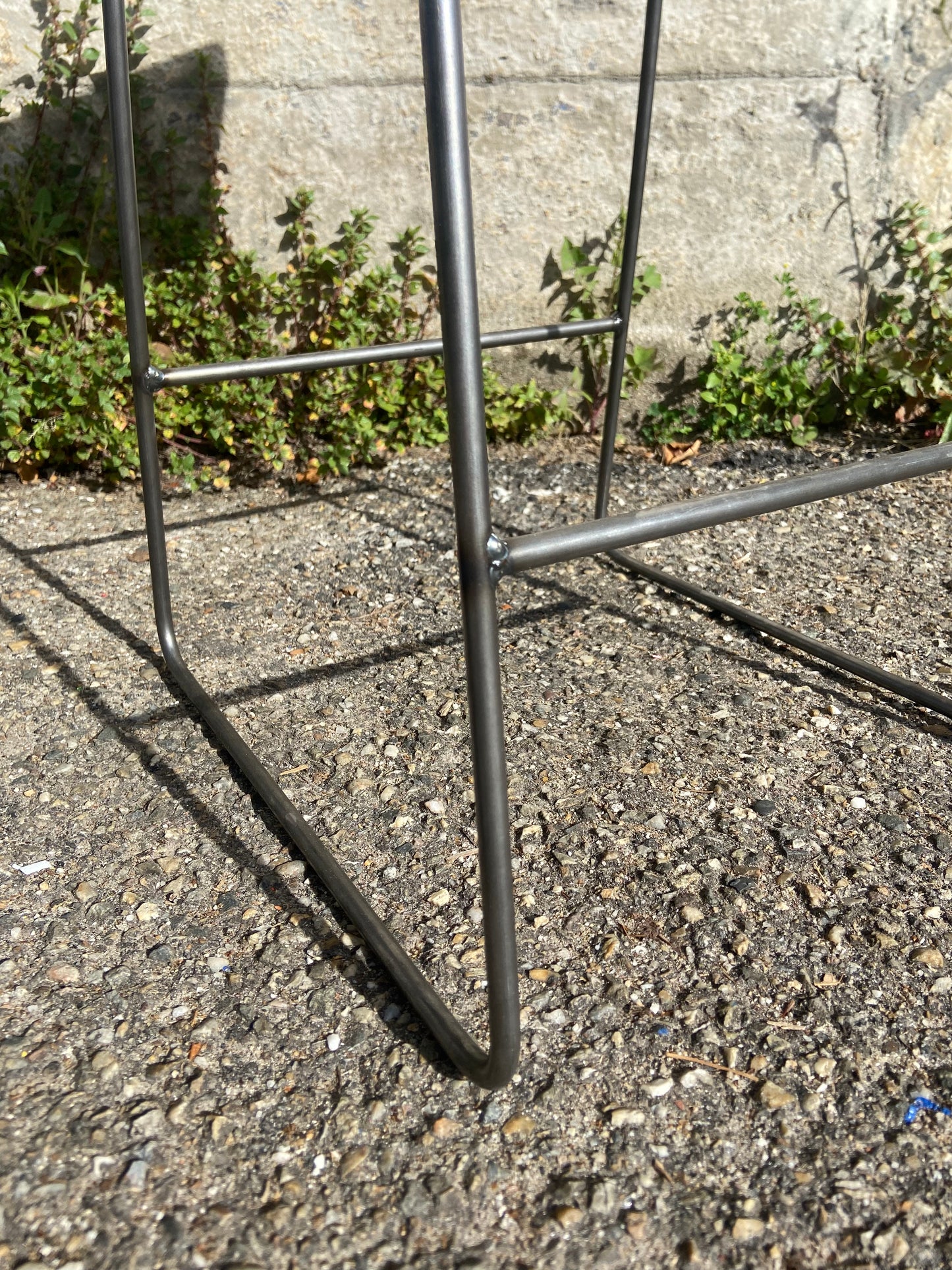 Tabouret bois de réemploi & acier — Pièce unique